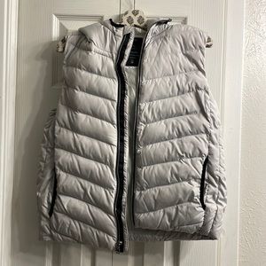 Gap Puffer Vest
